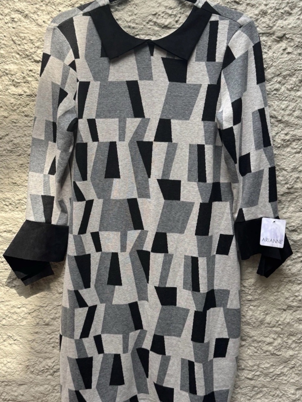 NWT Arianne Shift Dress L Gray Black Knit Canada